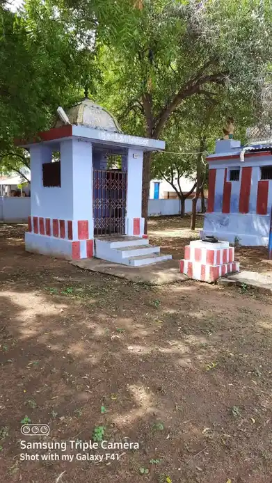 Arulmigu Veyizhukaathamman Temple, Chathiram Puthukkulam, Chathiram Puthukkulam - 627358 அருள்மிகு வெயிலுகாத்தம்மன் திருக்கோயில், சத்திரம்புதுக்குளம், சத்திரம்புதுக்குளம் - 627358, Tirunelveli - Ancient Temple Architecture and History Image 2