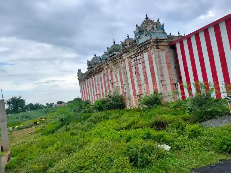Arulmigu Veyulugantha Vinayagar Temple, Uppoor - 623525 அருள்மிகு வெயிலுகந்த விநாயகர் திருக்கோயில், உப்பூர் - 623525, Ramanathapuram - Ancient Temple Architecture and History Image 3