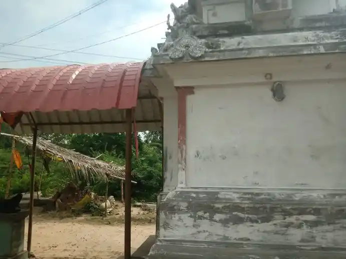 Arulmigu Vigneshwarar Temple, C.Vakaramari - 608302 அருள்மிகு விக்னேக்ஷ்வரர் திருக்கோயில், C.Vakaramari - 608302, Cuddalore - Ancient Temple Architecture and History Image 4