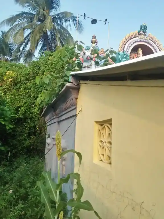 Arulmigu Vigneshwarar Temple, Kuppireddithangal - 632516 அருள்மிகு விக்ணேஸ்வரர் திருக்கோயில், குப்பிரெட்டிதாங்கள் - 632516, Vellore - Ancient Temple Architecture and History Image 4