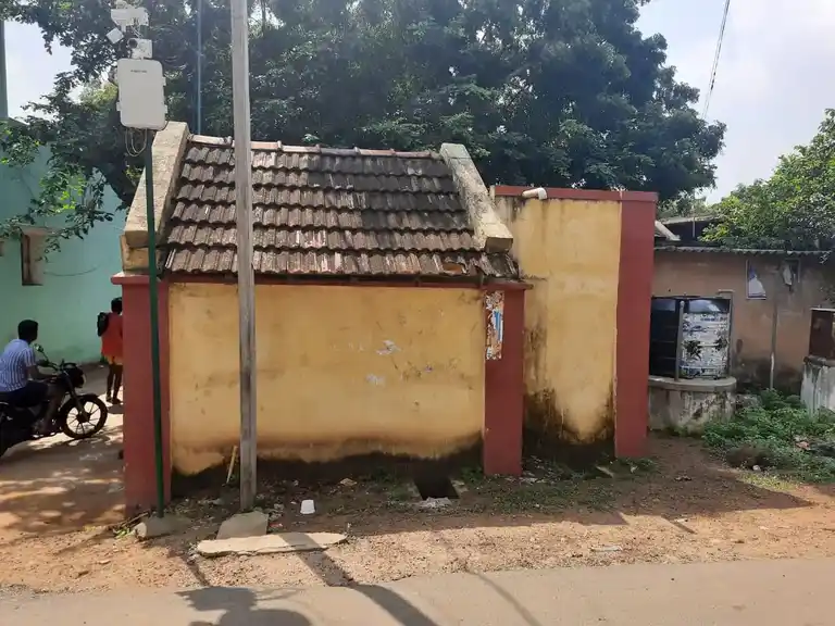 Arulmigu Vigneswarar Temple, Centre Of The Village, Athur - 601204 அருள்மிகு விக்னேஸ்வரர் திருக்கோயில், Centre Of The Village, Athur - 601204, Tiruvallur - Ancient Temple Architecture and History Image 5