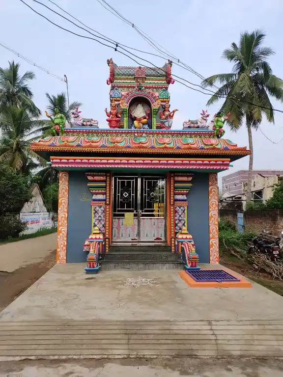 Arulmigu Vigneswarar Temple, Guruvanaikan Ptemple - 631702 அருள்மிகு விக்னேஸ்வரர் திருக்கோயில், Guruvanaikan Ptemple, Guruvanaikan Ptemple - 631702, Tiruvannamalai - Ancient Temple Architecture and History Image 4