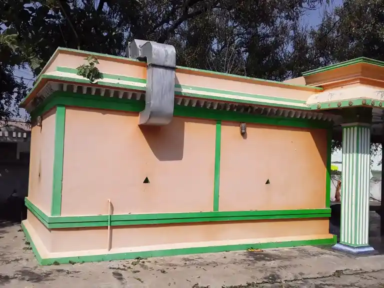 Arulmigu Vijaya Nagarathamman Temple, Koorampadi - 632521 அருள்மிகு விஜயநகரத்தமமன் திருக்கோயில், கூராம்பாடி - 632521, Ranipet - Ancient Temple Architecture and History Image 7