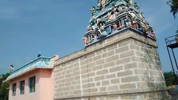 Arulmigu Vijayagiri Vadapalaniandaver Temple, Karatur, Pillikalpalayam - 637213 அருள்மிகு விஜயகிரி வடபழனியாண்டவர் திருக்கோயில், கரட்டூர், பிலிக்கல்பாளையம் - 637213, Namakkal - Ancient Temple Architecture and History Image 3