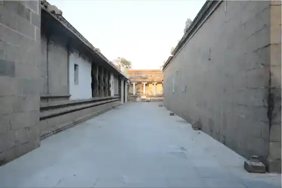 Arulmigu Vijayaragava Perumal Temple, Thiruputkuzhi - 631502 அருள்மிகு விஜயராகவப் பெருமாள் திருக்கோயில், திருப்புட்குழி - 631502, Kancheepuram - Ancient Temple Architecture and History Image 3