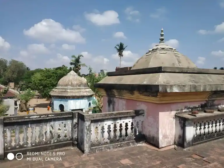Arulmigu Vijiyamandam Thiyagarajar Temple, M.Chavadi, Thanjavur - 613001 அருள்மிகு விஜயமண்டபம் தியாகராஜர் திருக்கோயில், M.Chavadi, Thanjavur - 613001, Thanjavur - Ancient Temple Architecture and History Image 8