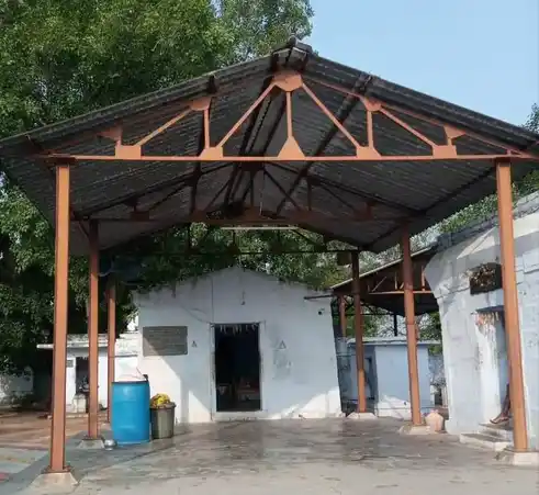 Arulmigu Vikkiramapanteeswarar Temple, Ayyankolankondan, Ayyankolankondan - 626142 அருள்மிகு விக்ரமபாண்டீஸ்வரர் திருக்கோயில், அயன்கொல்லங்கொண்டான், அயன்கொல்லங்கொண்டான் கிராமம் - 626142, Virudhunagar - Ancient Temple Architecture and History Image 5