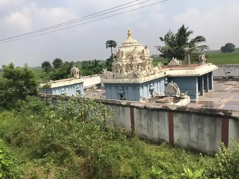 Arulmigu Vilangeeswarar Temple, Centre Of The Village, Vadakkunallur - 601204 அருள்மிகு விளாங்கீஸ்வரர் திருக்கோயில், Centre Of The Village, Vadakkunallur - 601204, Tiruvallur - Ancient Temple Architecture and History Image 3