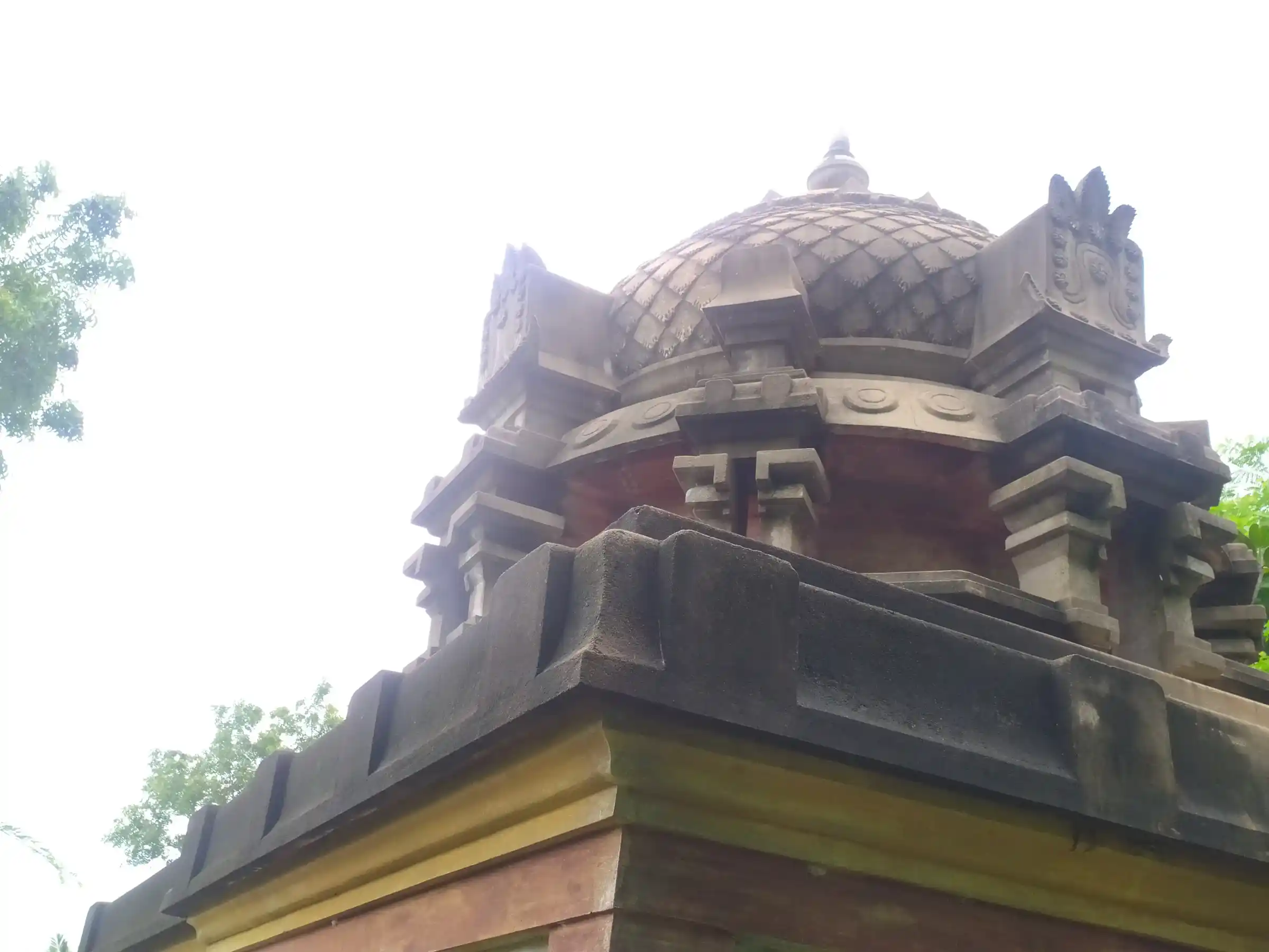 Arulmigu Vilimundeswarar Temple, Elavankargudi - 610104 அருள்மிகு விழிமுண்டீஸ்வரர் மற்றும் அய்யனார் திருக்கோயில், Elavankargudi - 610104, Thiruvarur - Ancient Temple Architecture and History Image 8