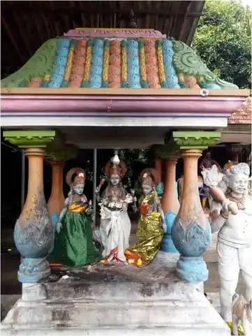 Arulmigu Villukkatti Ayyanar Temple, Varakalpattu - 607109 அருள்மிகு வில்லுக்கட்டி அய்யனார் திருக்கோயில், வரக்கால்பட்டு - 607109, Cuddalore - Ancient Temple Architecture and History Image 4