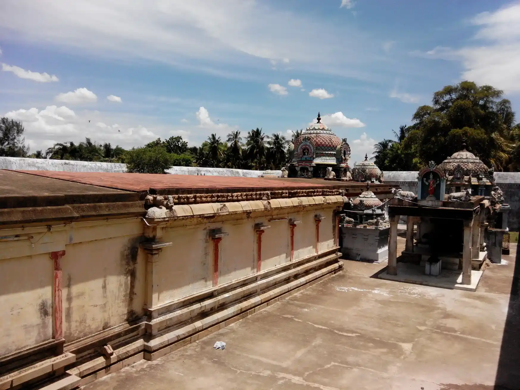 Arulmigu Villvavaneshwarar Temple, Thiruvaikavur - 612301 அருள்மிகு வில்வனேஸ்வரர் திருக்கோயில், Thiruvaikavur - 612301, Thanjavur - Ancient Temple Architecture and History Image 3