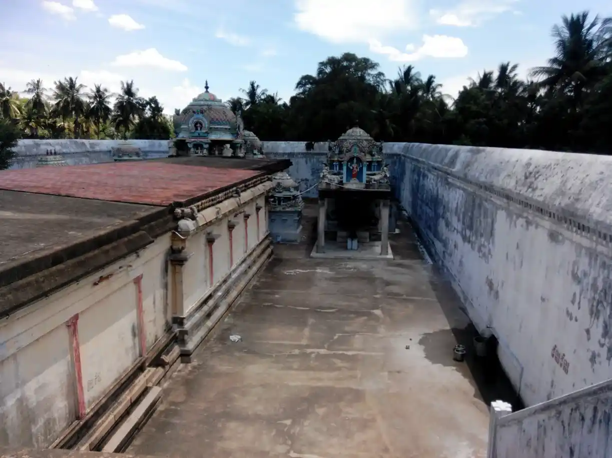 Arulmigu Villvavaneshwarar Temple, Thiruvaikavur - 612301 அருள்மிகு வில்வனேஸ்வரர் திருக்கோயில், Thiruvaikavur - 612301, Thanjavur - Ancient Temple Architecture and History Image 4