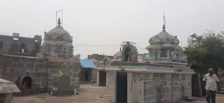 Arulmigu Vilvanathasamy Temple, Veppur - 606304 அருள்மிகு வில்வநாதசாமி,வரதராஜப்பெருமாள் கோயில், வேப்பூர் - 606304, Cuddalore - Ancient Temple Architecture and History Image 3