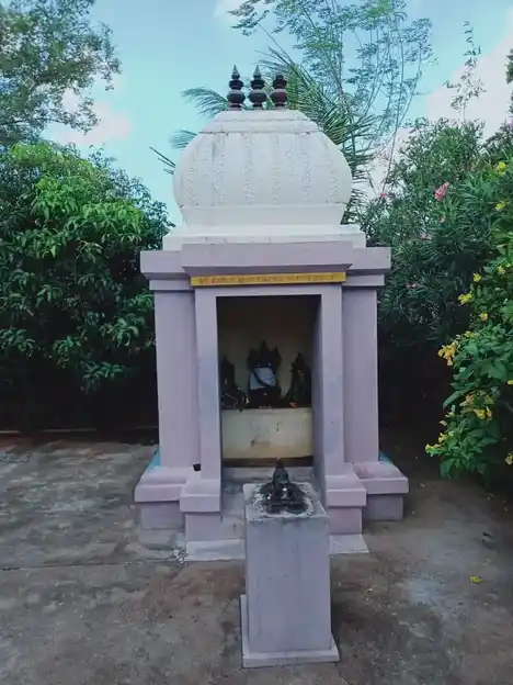 Arulmigu Vilvanatheswarar Temple, Murugathampoondi - 604407 Arulmigu Vilvanatheswarar Temple, Murugathampoondi - 604407, Tiruvannamalai - Ancient Temple Architecture and History Image 5