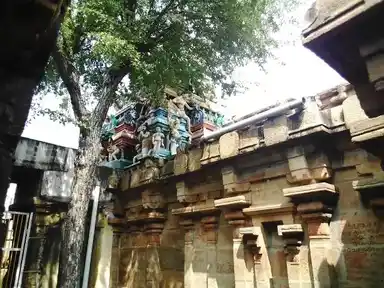 Arulmigu Vilvavaneswarar Temple, Virachilai, Thirumayam Taluk - 622412 அருள்மிகு வில்வவனேஸ்வரர் திருக்கோயில், விராச்சிலை, திருமயம் வட்டம் - 622412, Pudukkottai - Ancient Temple Architecture and History Image 4