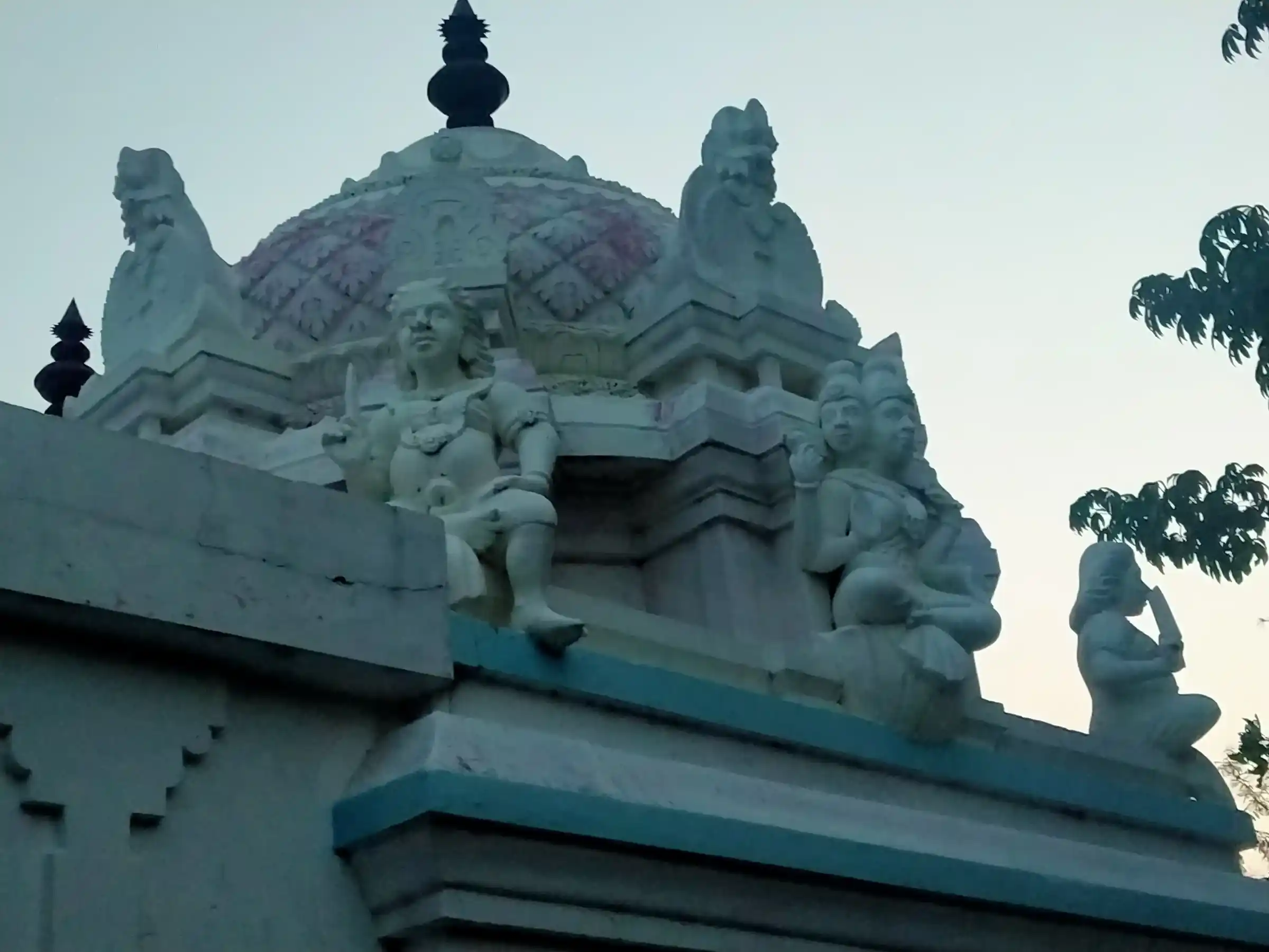 Arulmigu Vinai Thirkum Vinayagar Temple, Ayakudi - 624613 அருள்மிகு வினை தீர்ககும் விநாயகர் திருக்கோயில், Ayakudi - 624613, Dindigul - Ancient Temple Architecture and History Image 3