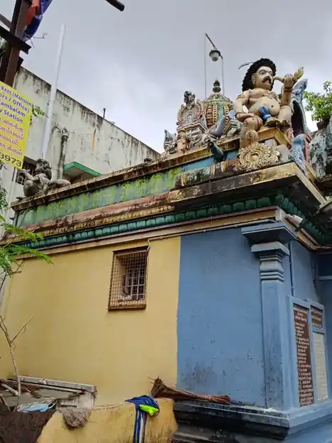 Arulmigu Vinaithirkkum Valamuburi Vinayagar Temple, Mambalm, Chennai - 600033 அருள்மிகு வினை தீர்க்கும் வலம்புரி விநாயகர் திருக்கோயில், மேற்கு மாம்பலம், சென்னை - 600033, Chennai - Ancient Temple Architecture and History Image 2