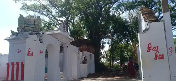 Arulmigu Vinayagar And Vishvanathar Nanthavana Dharmam, Vishnampettai, Thirukkattupalli - 613105 அருள்மிகு விநாயகர் காசுவநாதர்தர்மம், விஷ்ணம்பேட்டை, திருவையாறு வட்டம், தஞ்சாவூர் மாவட்டம். தர்மம், Vishnampettai, Thirukkattupalli - 613105, Thanjavur - Ancient Temple Architecture and History Image 3