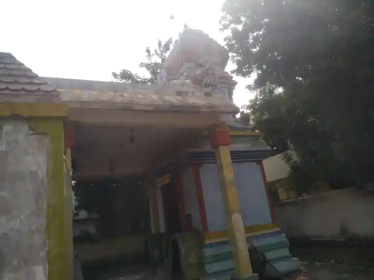 Arulmigu Vinayagar Arasayi Amman Temple, Thiruverumbur - 620013