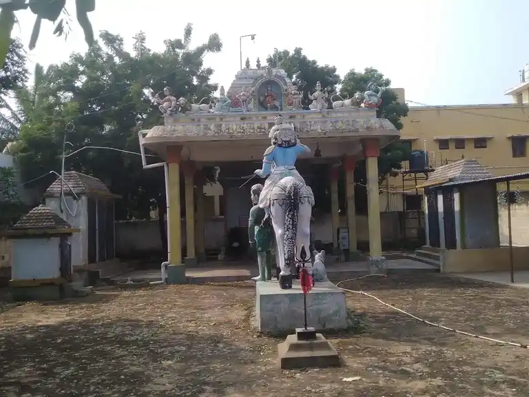 Arulmigu Vinayagar Arasayi Amman Temple, Thiruverumbur - 620013 Arulmigu Vinayagar Arasayi Amman Temple, Thiruverumbur - 620013, Thiruchirappalli - Ancient Temple Architecture and History Image 3