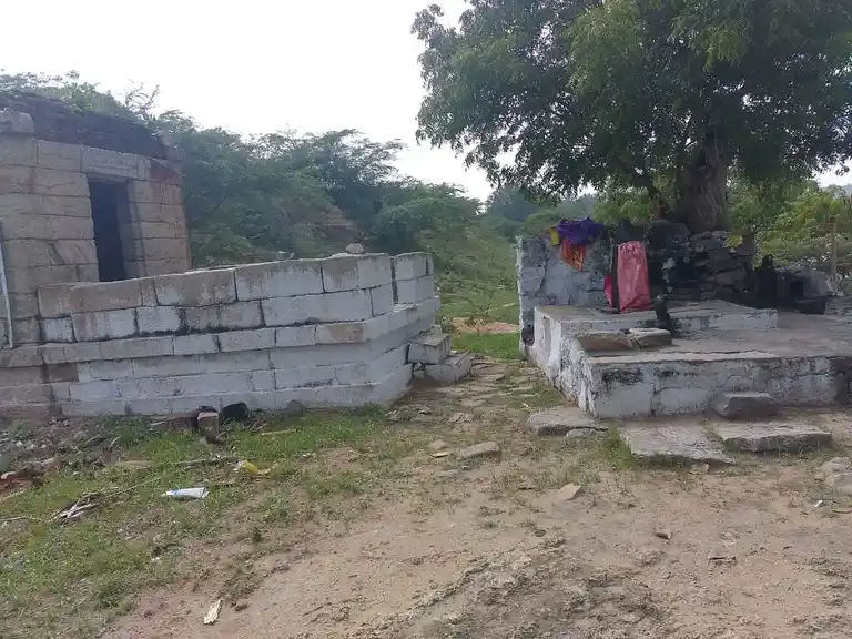 Arulmigu Vinayagar ,Chellandiamman And Kariyakaliamman Temple, Rajampatti - 624617