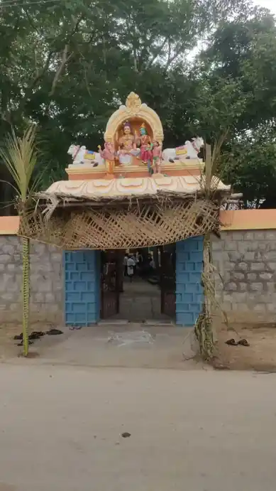 Arulmigu Vinayagar, Eswarar Temple, Koilkulam Opp, Veeranathur - 631303 அருள்மிகு விநாயகர் ஈஸ்வரர் திருக்கோயில், Koilkulam Opp, Veeranathur - 631303, Tiruvallur - Ancient Temple Architecture and History Image 4