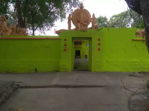 Arulmigu Vinayagar, Gangaiamman Temple, Veera Reddy Palayam - 632107 அருள்மிகு விநாயகர் கங்கையம்மன் திருக்கோயில், வீரரெட்டி பாளையம் - 632107, Vellore - Ancient Temple Architecture and History Image 6