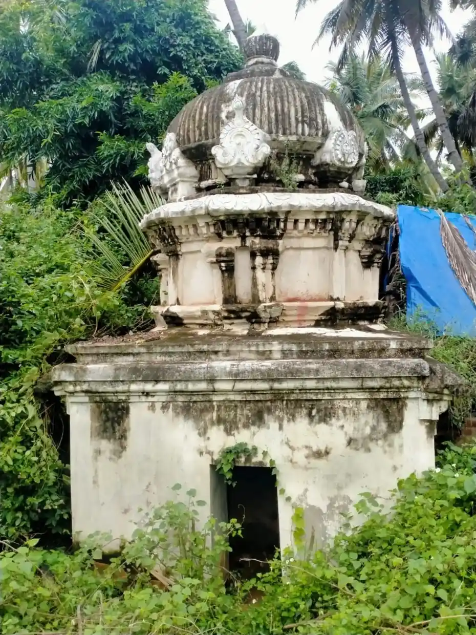 Arulmigu Vinayagar Lakshmi Perumal Temple, Thondanthulasi - 632202 அருள்மிகு விநாயகர் லட்சுமி பெருமாள் திருக்கோயில், தொண்டான்துளசி - 632202, Vellore - Ancient Temple Architecture and History Image 4