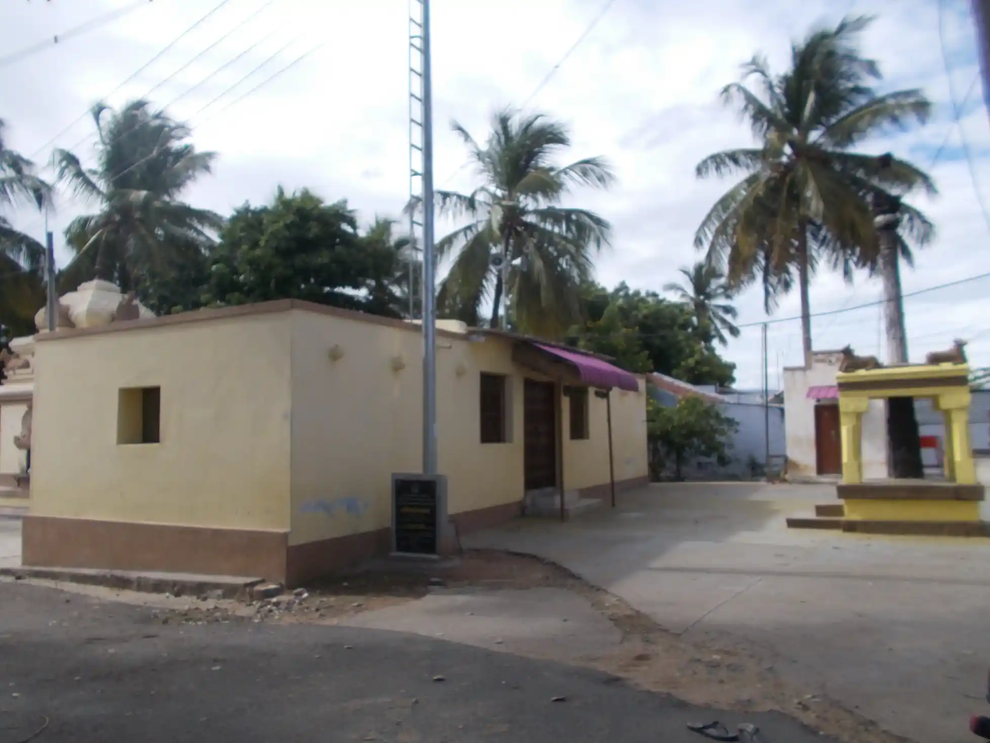 Arulmigu Vinayagar,Mahaliamman Temple, Kuppuchipalayam - 641018 அருள்மிகு விநாயகர் மாகாளியம்மன் திருக்கோயில், Kuppuchipalayam - 641018, Coimbatore - Ancient Temple Architecture and History Image 2