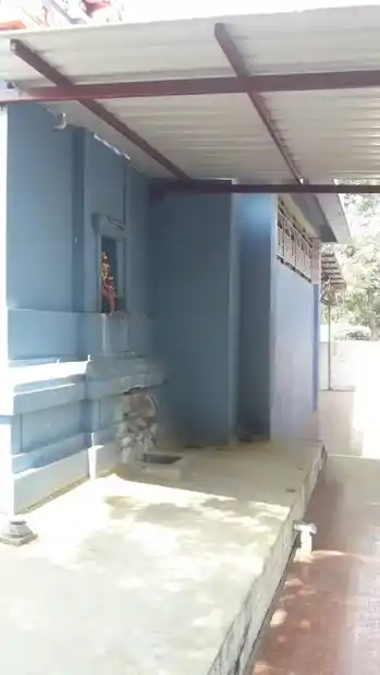 Arulmigu Vinayagar,Mahaliamman Temple, Palanikavundanpudur, K.Vadamadurai - 641018