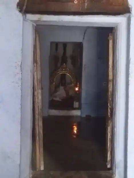 Arulmigu Vinayagar Manipureeswarar Temple, Maniyanur - 637201 அருள்மிகு விநாயகர் , மணிபுரிஸ்வரர் திருக்கோயில், Maniyanur - 637201, Namakkal - Ancient Temple Architecture and History Image 2