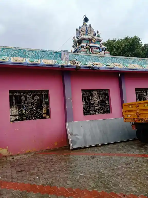 Arulmigu Vinayagar Mariamman Badrakaliamman Temple, Karuppur - 636012 அருள்மிகு விநாயகர், மாரியம்மன், பத்ரகாளியம்மன் திருக்கோயில், Karuppur - 636012, Salem - Ancient Temple Architecture and History Image 2