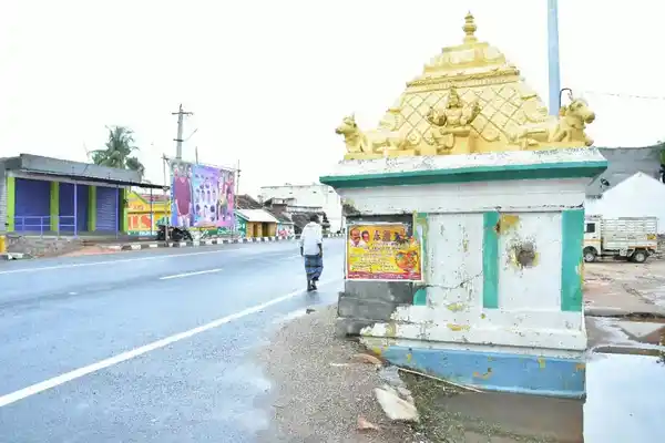 Arulmigu Vinayagar, Mariamman Temple, Eswaramoorthipalayam - 636202 அருள்மிகு விநாயகர் மாரியம்மன் திருக்கோயில், Eswaramoorthipalayam - 636202, Namakkal - Ancient Temple Architecture and History Image 4