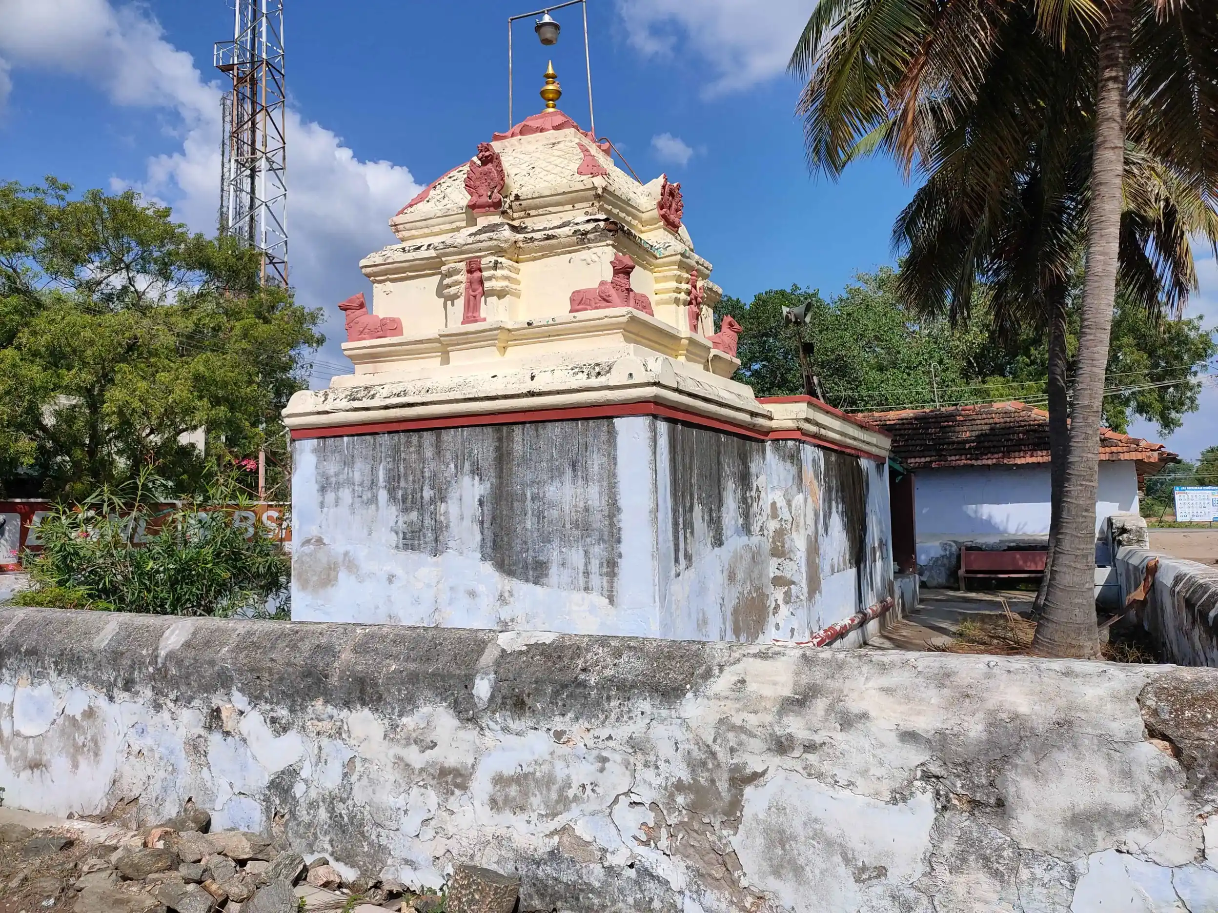 Arulmigu Vinayagar Mariamman Temple, V.Kallipalayam, V.Kallipalayam - 641665 அருள்மிகு விநாயகர், மாரியம்மன் திருக்கோயில், V.Kallipalayam - 641665, Tiruppur - Ancient Temple Architecture and History Image 4
