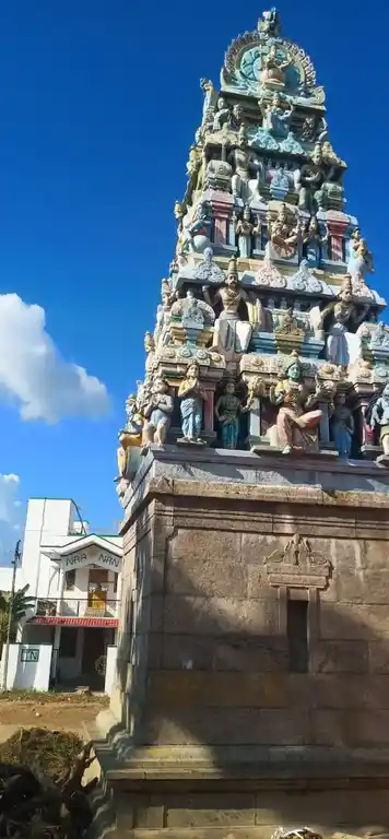 Arulmigu Vinayagar, Mariyamman, Ilangaliyamman, Karuppannaswamy Temple, Elurpatti - 621215 அருள்மிகு மாரியம்மன் திருக்கோயில், ஏலூர்பட்டி - 621215, Thiruchirappalli - Ancient Temple Architecture and History Image 4