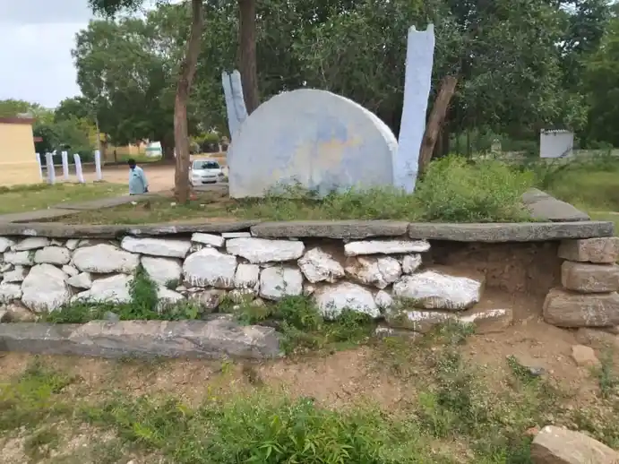 Arulmigu Vinayagar Mariyamman Temple, Muthurangampatty - 621301 அருள்மிகு விநாயகர், மாரியம்மன் திருக்கோயில், Muthurangampatty - 621301, Karur - Ancient Temple Architecture and History Image 3