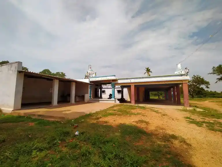 Arulmigu Vinayagar Mariyamman Temple, Thirumalaipalayam - 621313 அருள்மிகு விநாயகர், மாரியம்மன் திருக்கோயில், Thirumalaipalayam - 621313, Karur - Ancient Temple Architecture and History Image 3