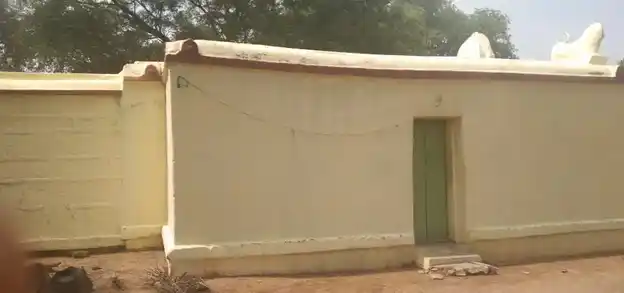 Arulmigu Vinayagar Mathippapuriyamman Temple, Periyakallippatti, Periyakallippatti - 638451 அருள்மிகு விநாயகர் மதிப்பாபுரியம்மன் திருக்கோயில், பெரியகள்ளிப்பட்டி, Periyakallippatti - 638451, Erode - Ancient Temple Architecture and History Image 3