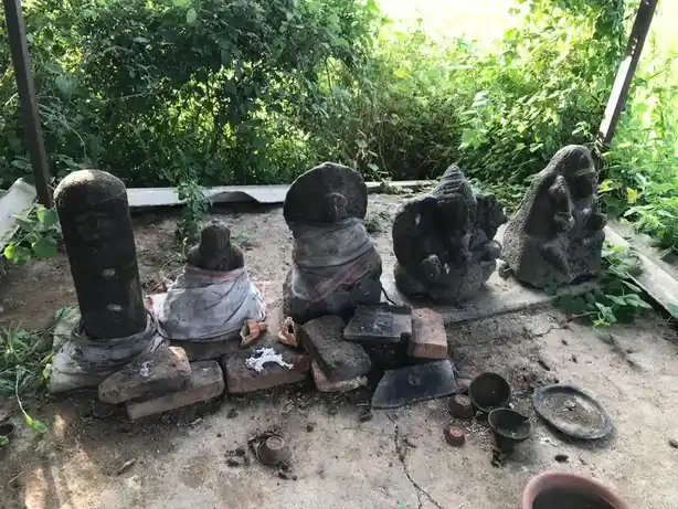 Arulmigu Vinayagar, Pidari, Ayyanar Temple, Sirukattur - 608304 அருள்மிகு விநாயகர் பிடாரி அய்யனார் திருக்கோயில், Sirukattur - 608304, Cuddalore - Ancient Temple Architecture and History Image 4