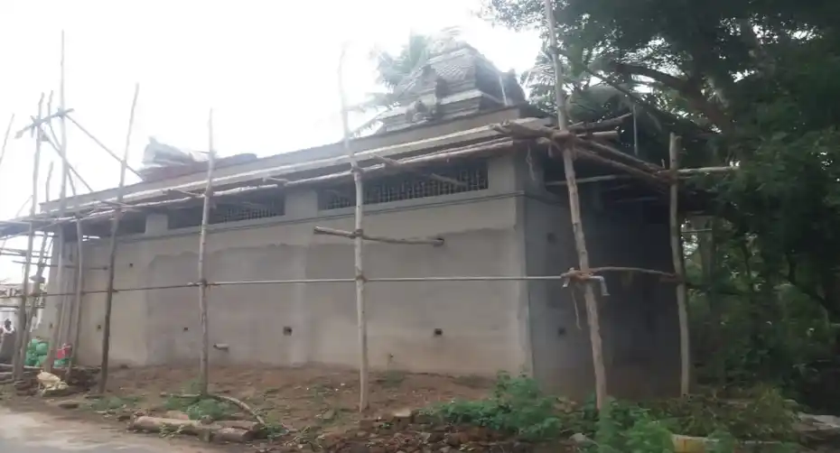 Arulmigu Vinayagar Pidari Ponniyamman Temple, Valvankundram - 632101 அருள்மிகு விநாயகர் , பிடாரி,பொன்னியம்மன் திருக்கோயில், வாழ்வான்குன்றம் - 632101, Vellore - Ancient Temple Architecture and History Image 3