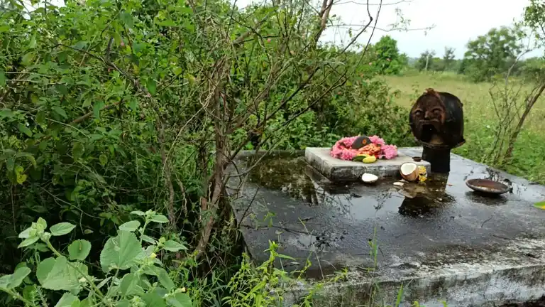 Arulmigu Vinayagar Pidari Temple, Neepadurai - 606701 Arulmigu Vinayagar Pidari Temple, Neepadurai - 606701, Tiruvannamalai - Ancient Temple Architecture and History Image 2