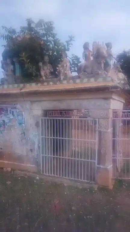 Arulmigu Vinayagar Temple, Ambapoor Kavanoor - 621704 அருள்மிகு பிள்ளையார் கம்பப்பெருமாள் திருக்கோயில், Ambapoor Kavanoor - 621704, Ariyalur - Ancient Temple Architecture and History Image 2