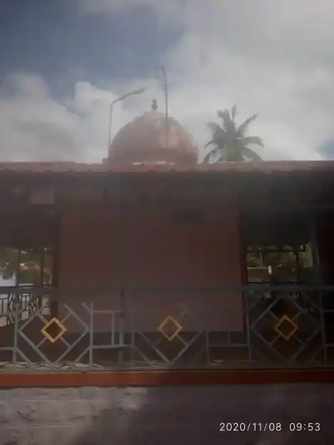 Arulmigu Vinayagar Temple, Angalakurichi - 642007 அருள்மிகு விநாயகர் திருக்கோயில், ஆங்களக்குறிச்சி - 642007, Coimbatore - Ancient Temple Architecture and History Image 2