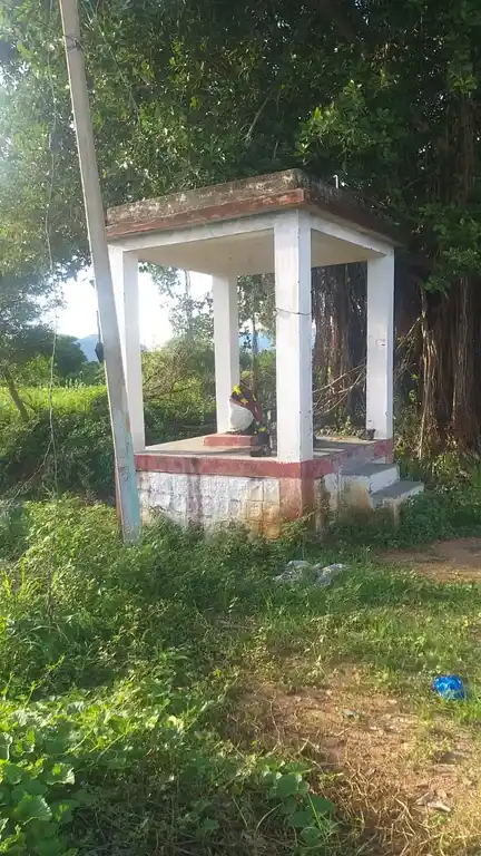 Arulmigu Vinayagar Temple, Ayanmettupatti - 625532 அருள்மிகு விநாயகர் திருக்கோயில், Ayanmettupatti - 625532, Madurai - Ancient Temple Architecture and History Image 2