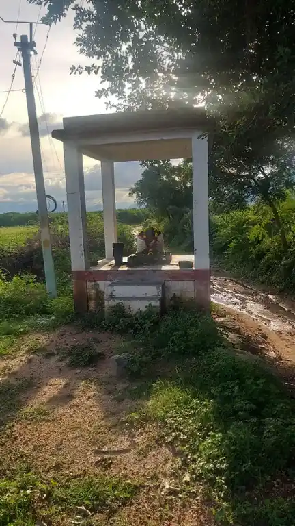 Arulmigu Vinayagar Temple, Ayanmettupatti - 625532 அருள்மிகு விநாயகர் திருக்கோயில், Ayanmettupatti - 625532, Madurai - Ancient Temple Architecture and History Image 3