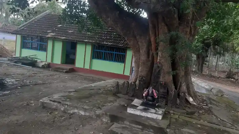 Arulmigu Vinayagar Temple, Chandrapuram - 641669 Arulmigu Vinayagar Temple, Chandrapuram - 641669, Coimbatore - Ancient Temple Architecture and History Image 5
