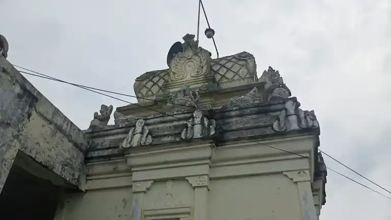 Arulmigu Vinayagar Temple, Emmegoundenpalayam - 642120 Arulmigu Vinayagar Temple, Emmegoundenpalayam - 642120, Coimbatore - Ancient Temple Architecture and History Image 7