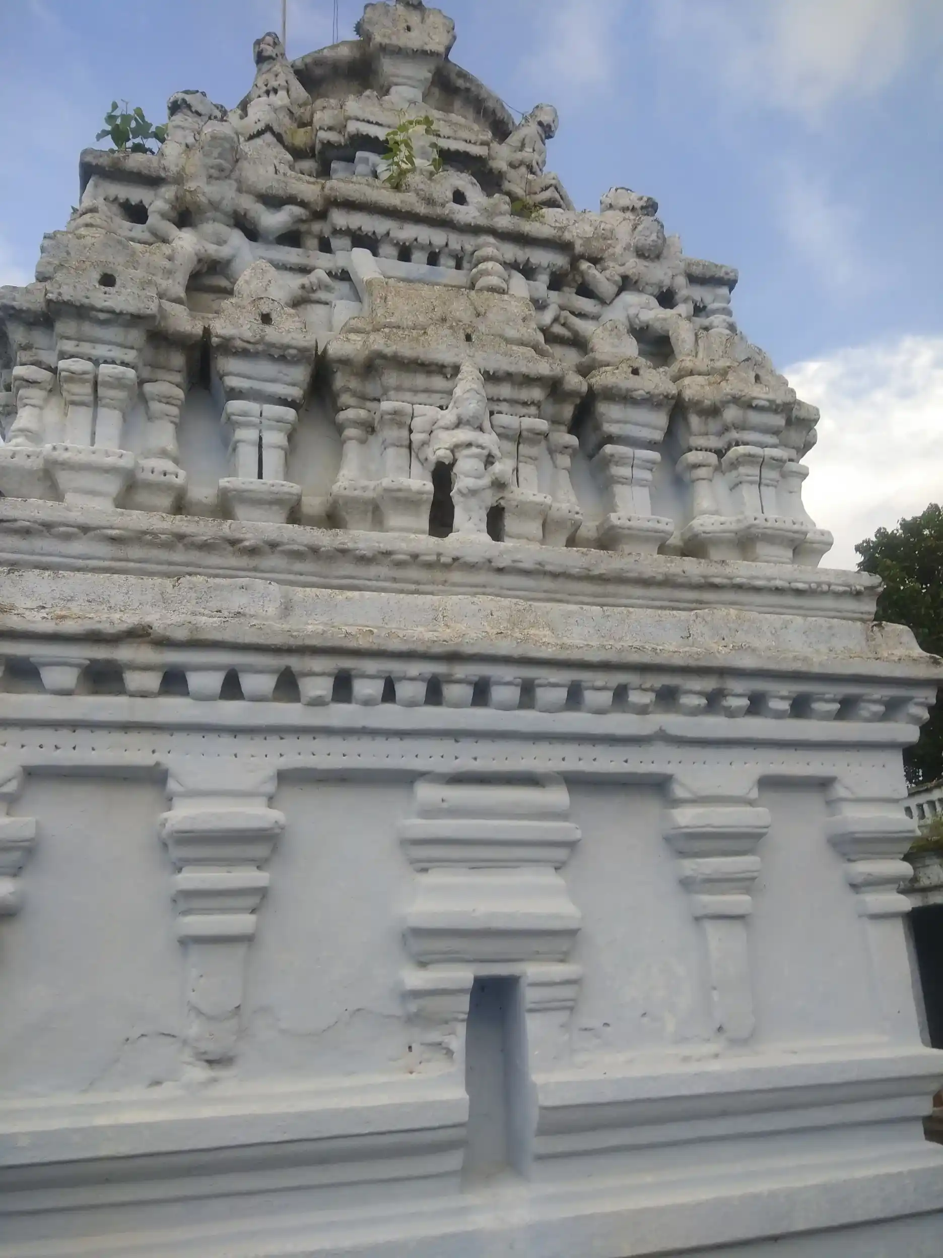 Arulmigu Vinayagar Temple, Kakkangarai - 635654 அருள்மிகு விநாயகர் திருக்கோயில், காக்கங்கரை - 635654, Thirupathur - Ancient Temple Architecture and History Image 4