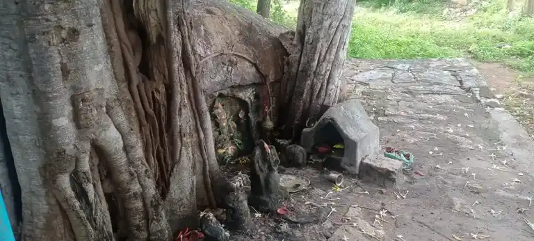 Arulmigu Vinayagar Temple, Kalluthu - 625537 அருள்மிகு விநாயகர் திருக்கோயில், Kalluthu - 625537, Madurai - Ancient Temple Architecture and History Image 2