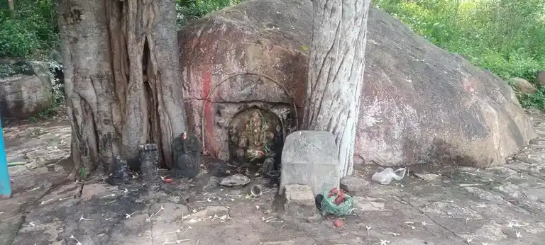 Arulmigu Vinayagar Temple, Kalluthu - 625537 அருள்மிகு விநாயகர் திருக்கோயில், Kalluthu - 625537, Madurai - Ancient Temple Architecture and History Image 3